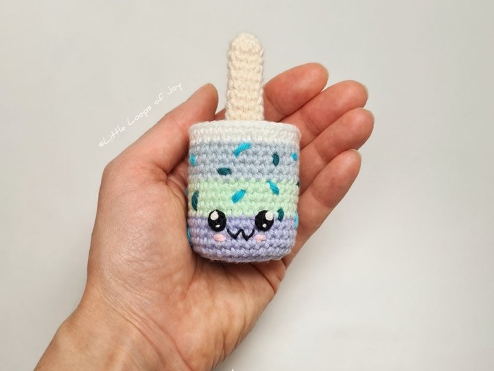 Häkelanleitung Amigurumi Kawaii Stuhlsocken Set