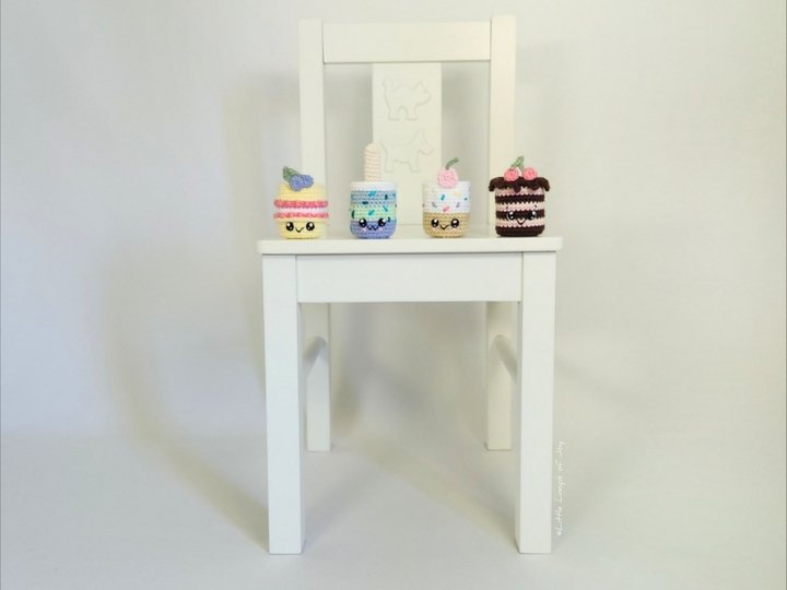 Häkelanleitung Amigurumi Kawaii Stuhlsocken Set