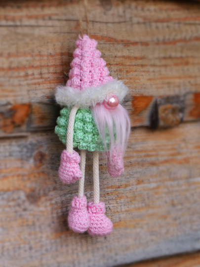 kleiner Wichtel mit Baumelbeinen zum Hängen oder Stellen Herbst Frühling