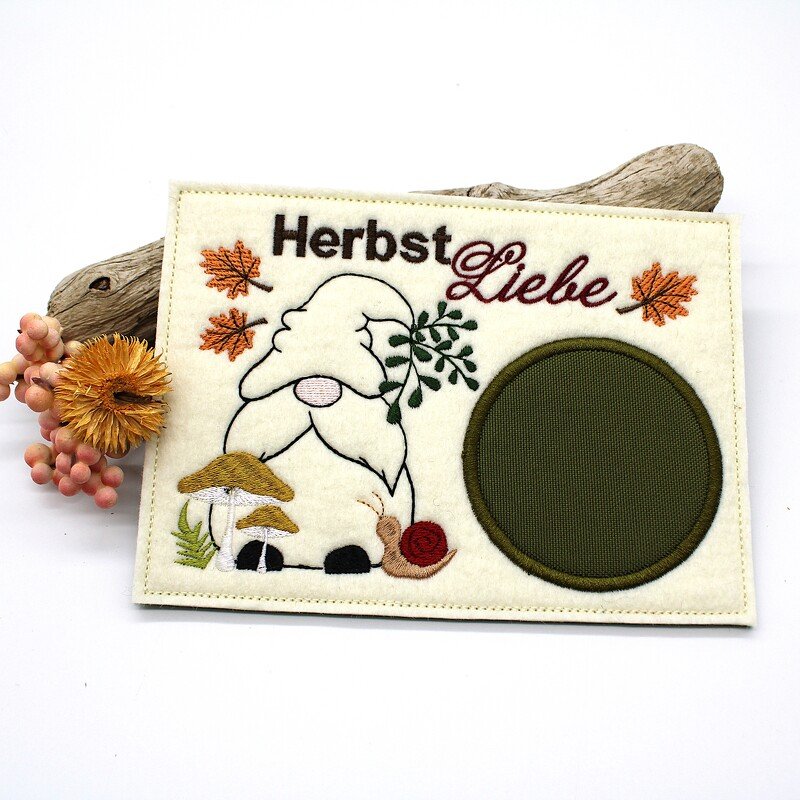Stickdatei Mugrug Untersetzer Herbst Wichtel ab 13x18cm