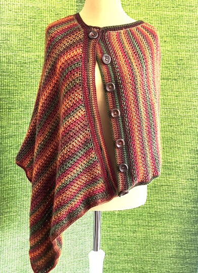 Poncho "Haltmichwarm" für kalte Tage