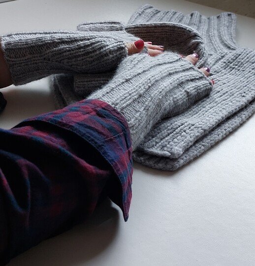 Knitting pattern, Another wristwarmer