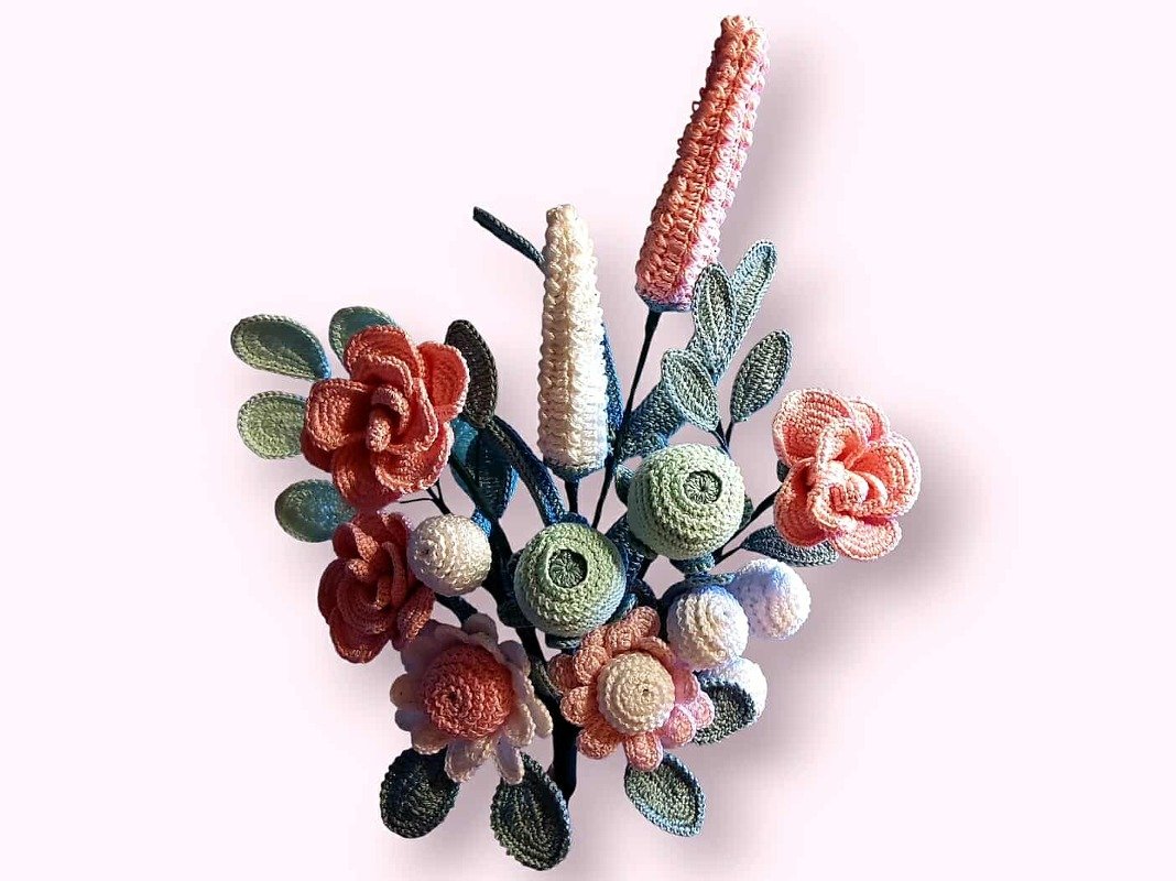 Häkelanleitung / Amigurumi / Blumenstrauß in Pastell