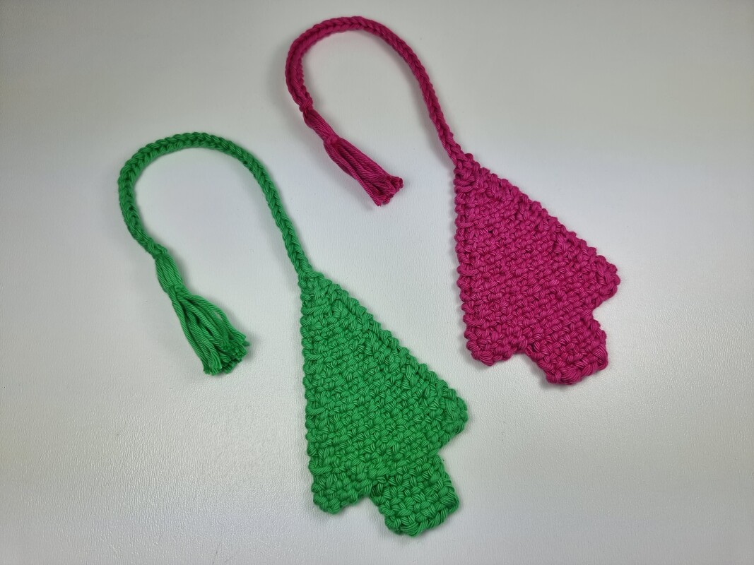 "Oh Tannenbaum" Lesezeichen stricken