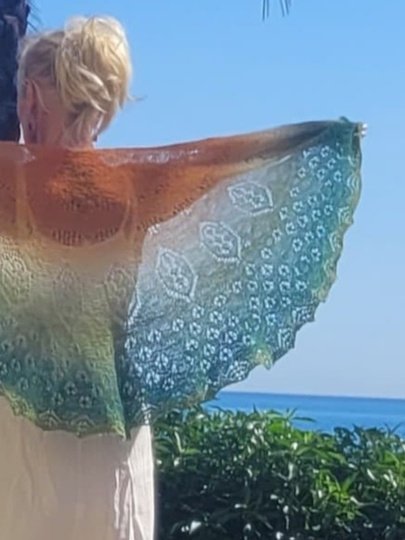 Das Wintertuch stricken- halbrundes Tuch mit Shetland-Lacemuster