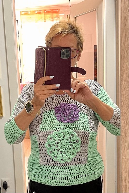 Traumhafter "Blümchen" Pulli, schnell gemacht! - Bild 2