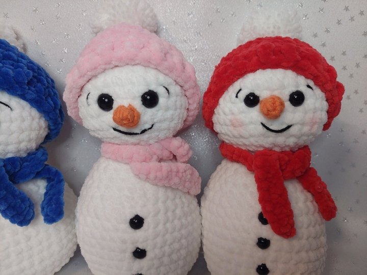 Häkelanleitung: Flocki der Schneemann – Dekofigur oder Kuschelfreund