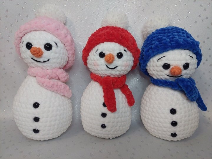 Häkelanleitung: Flocki der Schneemann – Dekofigur oder Kuschelfreund