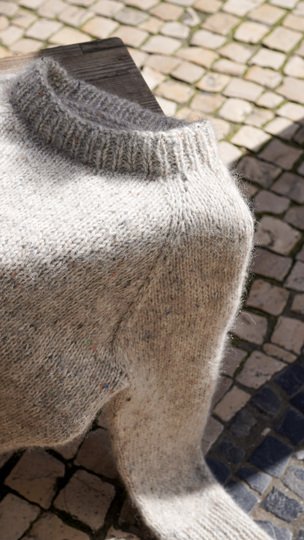 Raglan Sweater with Video Tutorial – for Beginners and Advanced Knitters