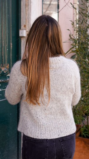 Raglan Sweater with Video Tutorial – for Beginners and Advanced Knitters