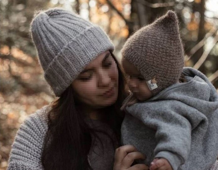 Pixi Bonnet Hat PDF Knitting Pattern