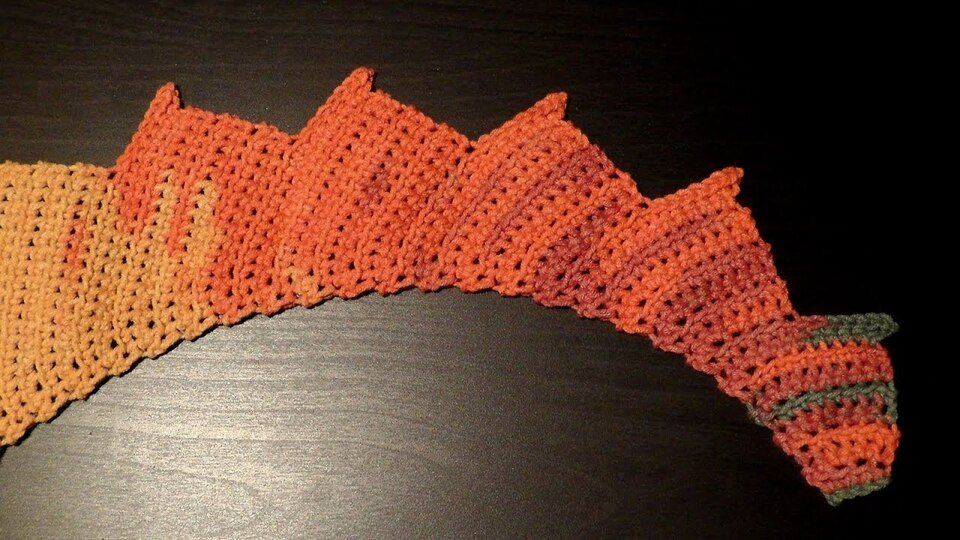 Dragon Tail shawl crochet pattern video & PDF