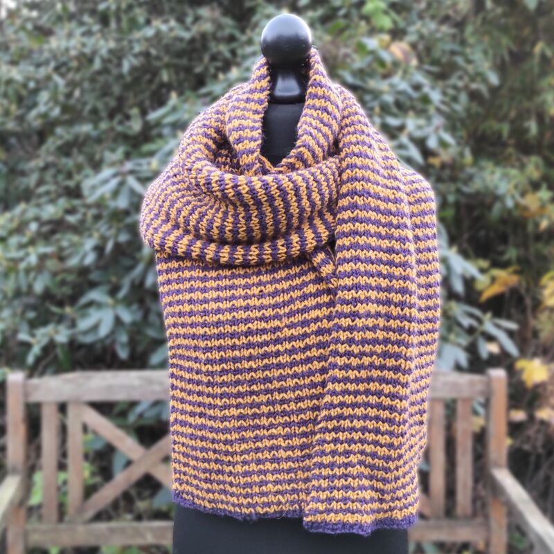 Kedja Scarf, slipped stitches, reversible, knitting pattern