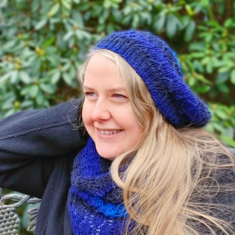 Prisca Beanie, Hat with Lace pattern, knitting pattern - Image 3