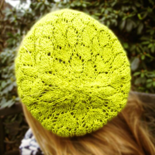 Prisca Beanie, Hat with Lace pattern, knitting pattern