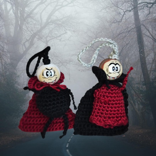 Crochet pattern “Count & Countess Dracula” (PDF)
