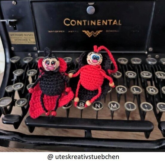 Crochet pattern “Count & Countess Dracula” (PDF)