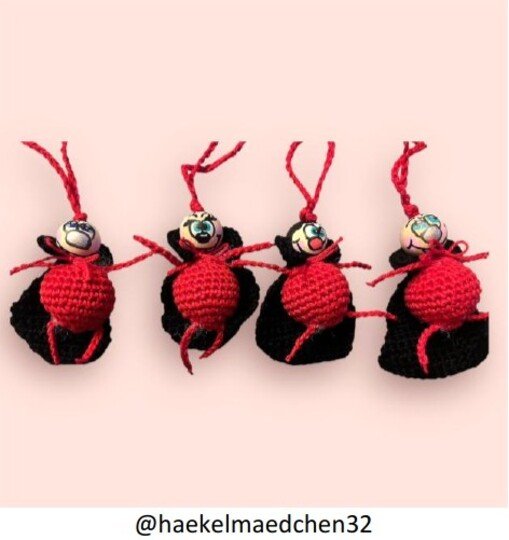 Crochet pattern “Count & Countess Dracula” (PDF)