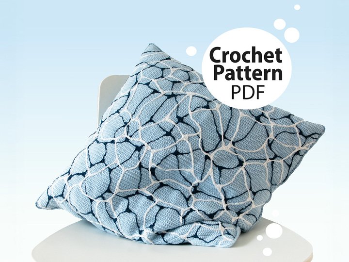 Crochet pattern for designer pillowcase with water surface pattern