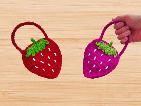 Crochet Strawberry Bag Pattern – PDF Download + Video Tutorial