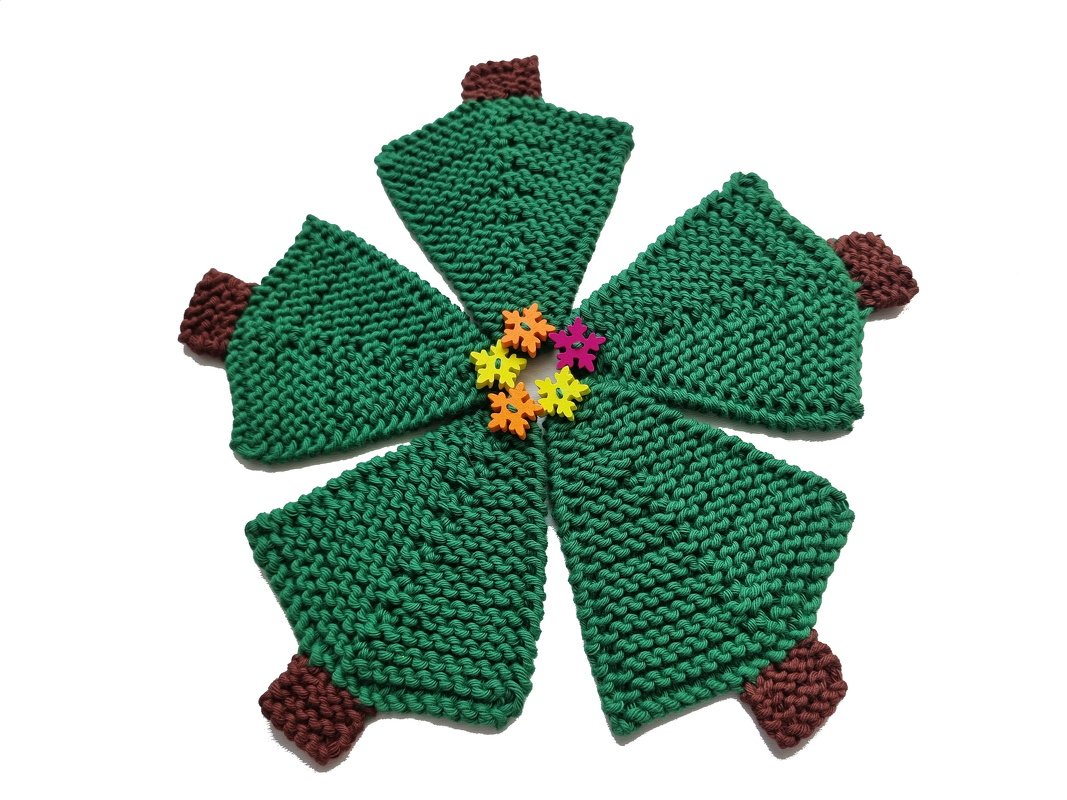 "Waldzauber" Tannenbaum stricken – weihnachtliche Deko in 3 Größen - Bild 2