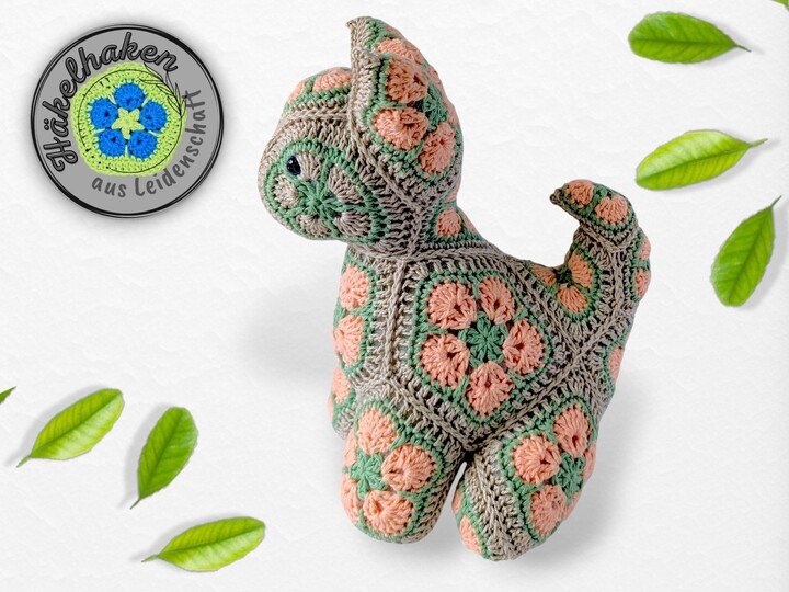 Crochet Pattern Cat – African Flowers Amigurumi (PDF)