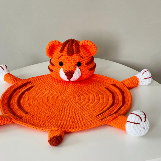 Häkelanleitung Tiger Platzset für Baby-Dekoration