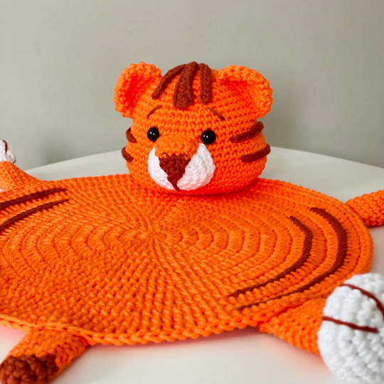 Häkelanleitung Tiger Platzset für Baby-Dekoration