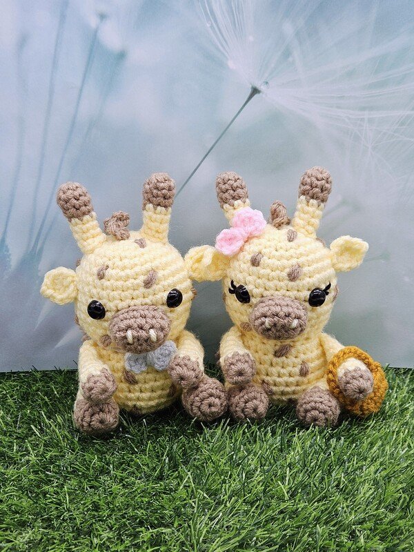 Giraffe Couple- Crochet Amigurumi- English