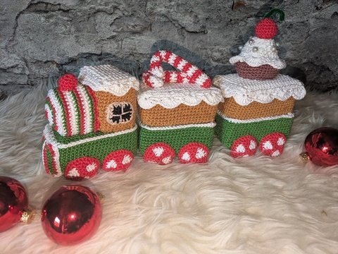 Häkelanleitung für einen Weihnachtszug