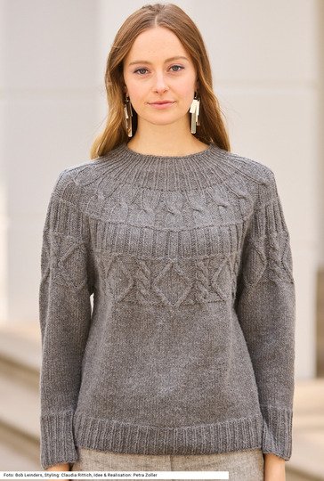 Pulli mit Zopfmuster-Passe