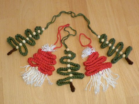 Häkelanleitung Anhänger Tannenbaum und Weihnachtsmann