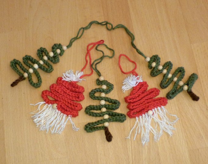 Häkelanleitung Anhänger Tannenbaum und Weihnachtsmann