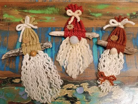 Weihnachts-Wichtel zur Dekoration oder als Geschenk für liebe Menschen