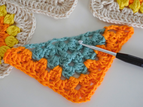 Halbes Granny Square / Granny Dreieck – perfekt für Tücher, Decken & mehr