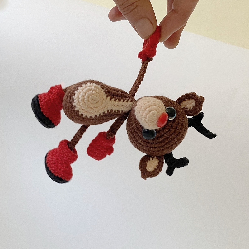 Rudolph the Red-Nosed Reindeer Crochet Pattern – Adorable Amigurumi Deer