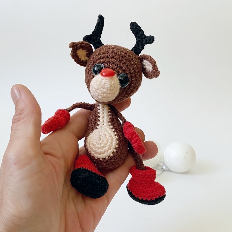 Rudolph the Red-Nosed Reindeer Crochet Pattern – Adorable Amigurumi Deer - Image 5