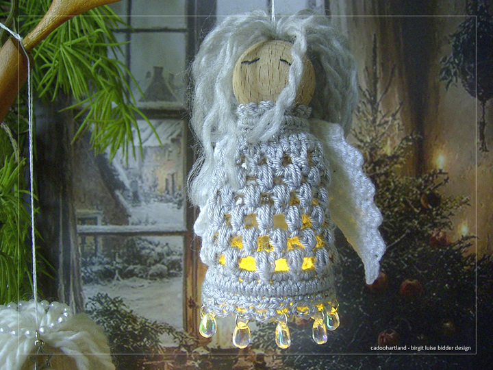 Crocheted Angel Lantern Pattern – Glowangel Christmas Ornament (PDF)
