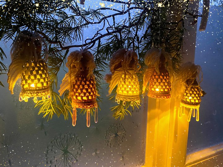 Minileuchten "Glühengelchen", kleine Lampions häkeln, Baumlichter, Engel