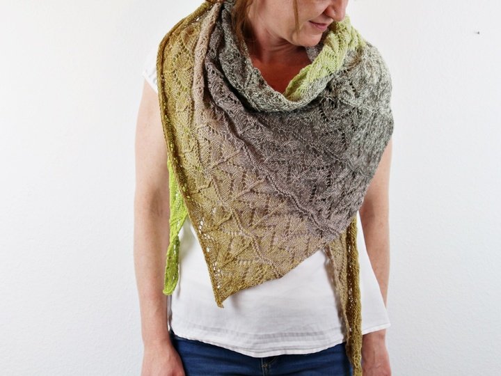 Strickanleitung asymmetrisches Dreieckstuch Joleen