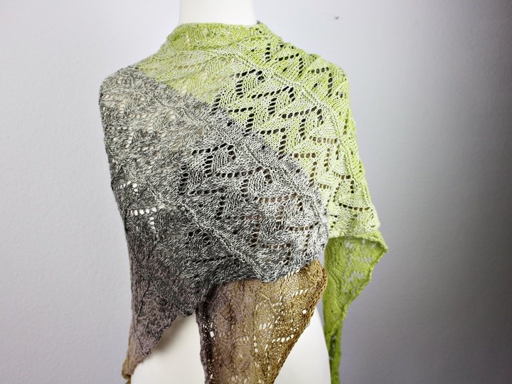 Strickanleitung asymmetrisches Dreieckstuch Joleen