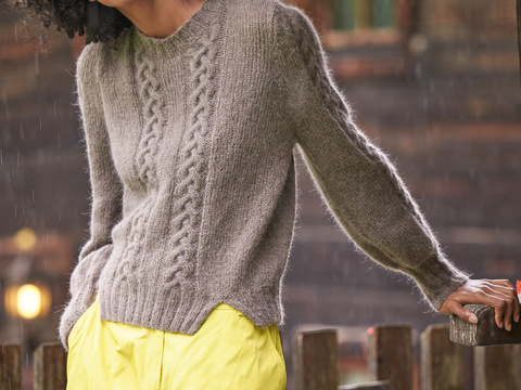 Pulli mit Zopfstreifen