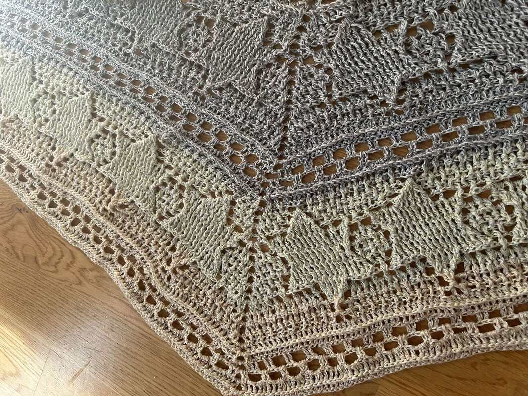 Flaches Dreieckstuch „Sternschnuppe BE 2.0“ - Häkelanleitung