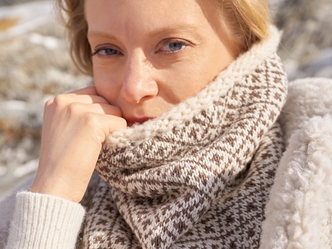 Loop im Rautenmuster