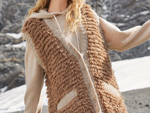 Weste im Schlingenmuster