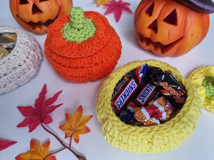 „Herbstglühen“ Deko-, Geschenkkörbchen Kürbis in 2 Gr. PDF-Häkelanleitung