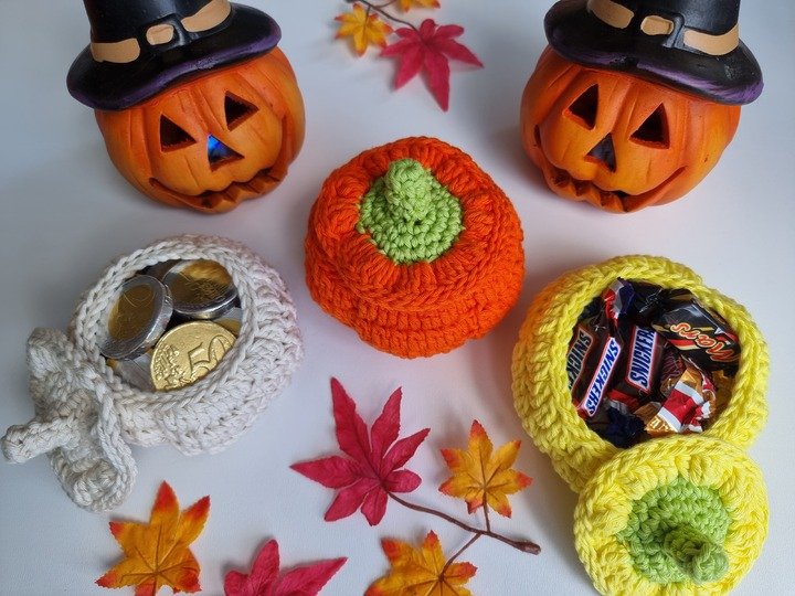 „Herbstglühen“ Deko-, Geschenkkörbchen Kürbis in 2 Gr. PDF-Häkelanleitung