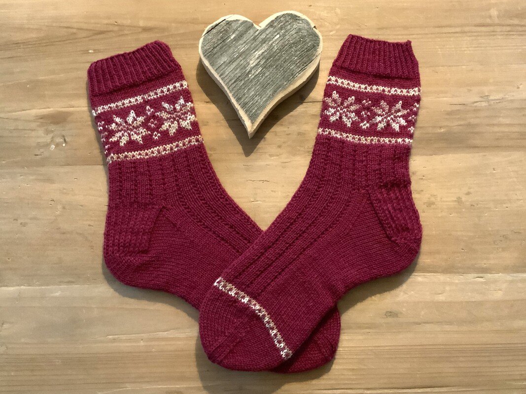 Donia, Socken mit winterlichem Fair-Isle-Muster - Bild 6