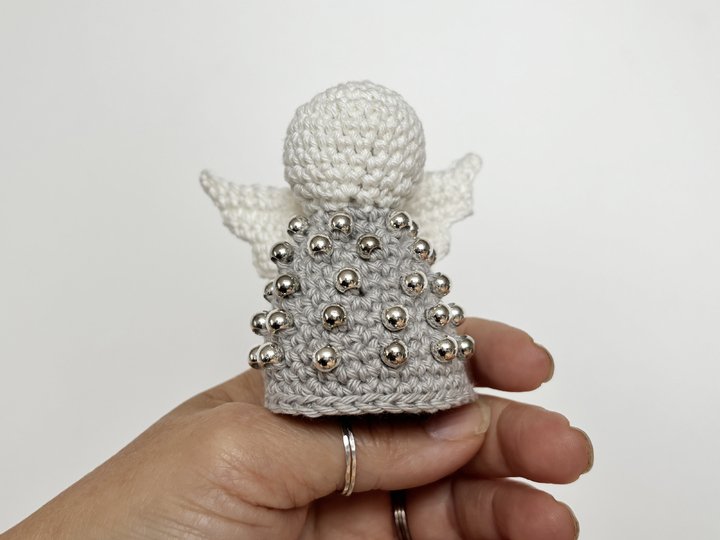 Weihnachtsengel mit Perlen, Amigurumi Engel, Schutzengel, Baumschmuck