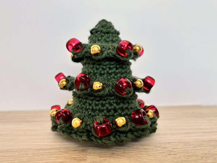 Weihnachtsbäume m. Perlen häkeln, Tannenbaum Weihnachtsdeko, Winterdeko